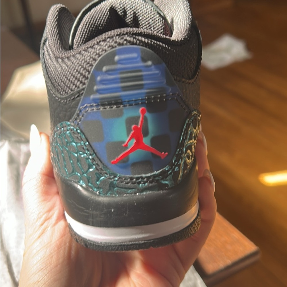 Jordan Kids Shoes - Black and Red